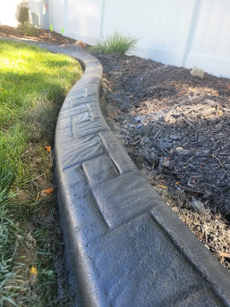 Professional residential landscaping experts serving Kearney, NE - Edging Nebraska