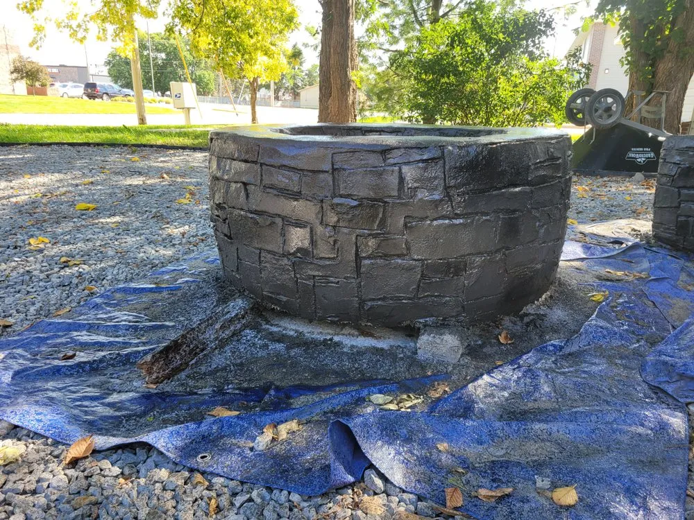 Affordable lawn mowing service with custom design in Kearney, NE by Edging Nebraska