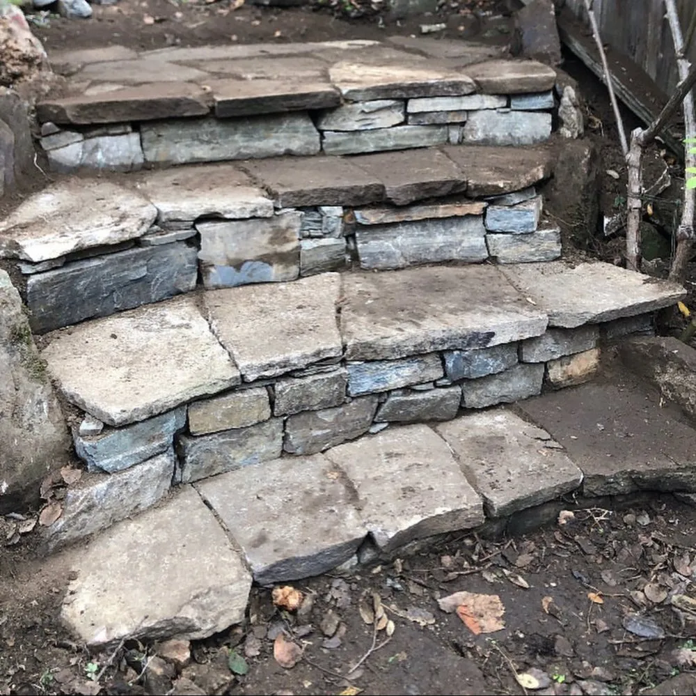 Affordable yard maintenance for year-round maintenance in Richmond, CA by Edible Ecology