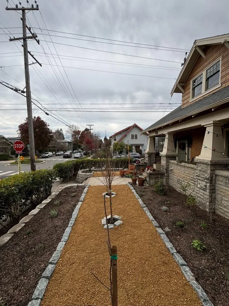 Top-rated lawn mowing service for homes in Richmond, CA by Edible Ecology