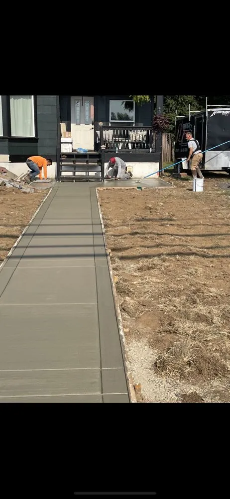 Custom lawn mowing service for homes across Vancouver, WA - Edify Strong Solutions