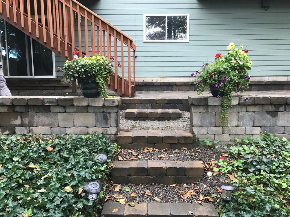 Top-rated garden landscaping in Bothell, WA by Ediscapes Landscaping