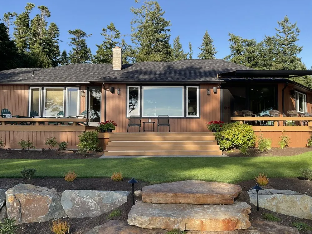 Custom yard cleanup service with custom design in Bothell, WA by Ediscapes Landscaping