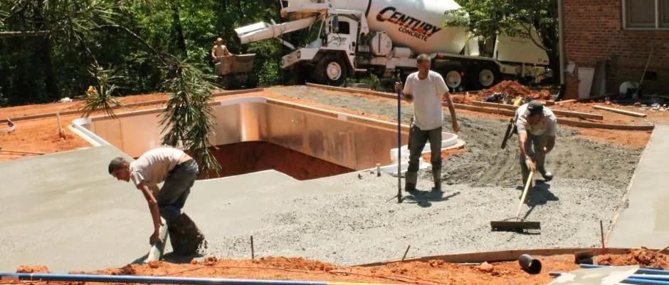 Expert yard maintenance experts serving Greenville, SC - Edisto Landscape Management