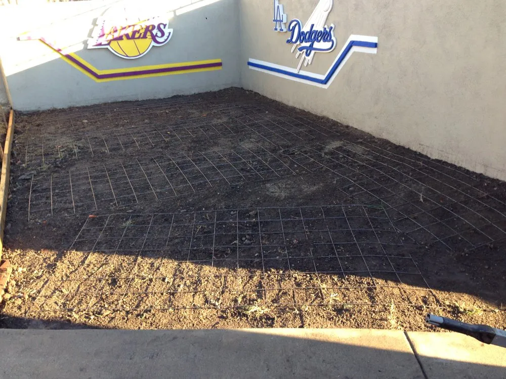 Local lawn care service in Palmdale, CA by EDL landscape