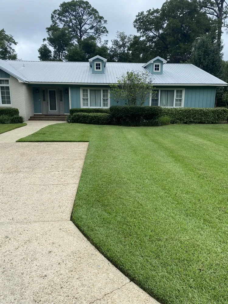 Expert lawn care service for beautiful yards across Foley, AL - Edlen’s Lawncare LLC