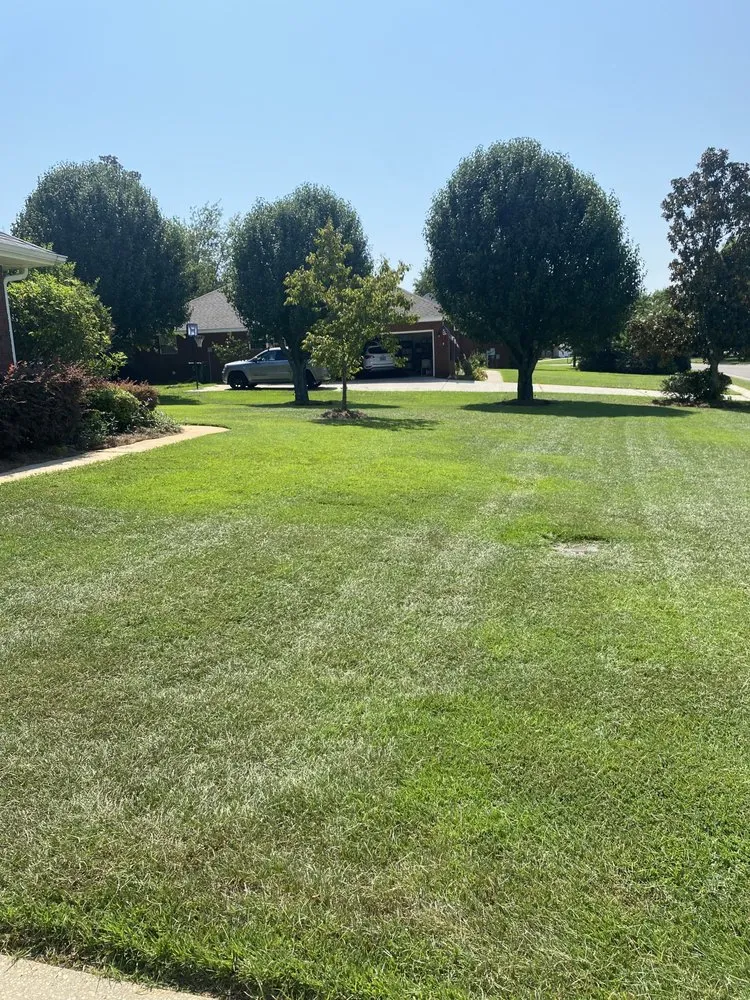 Local lawn care service with custom design in Foley, AL by Edlen’s Lawncare LLC