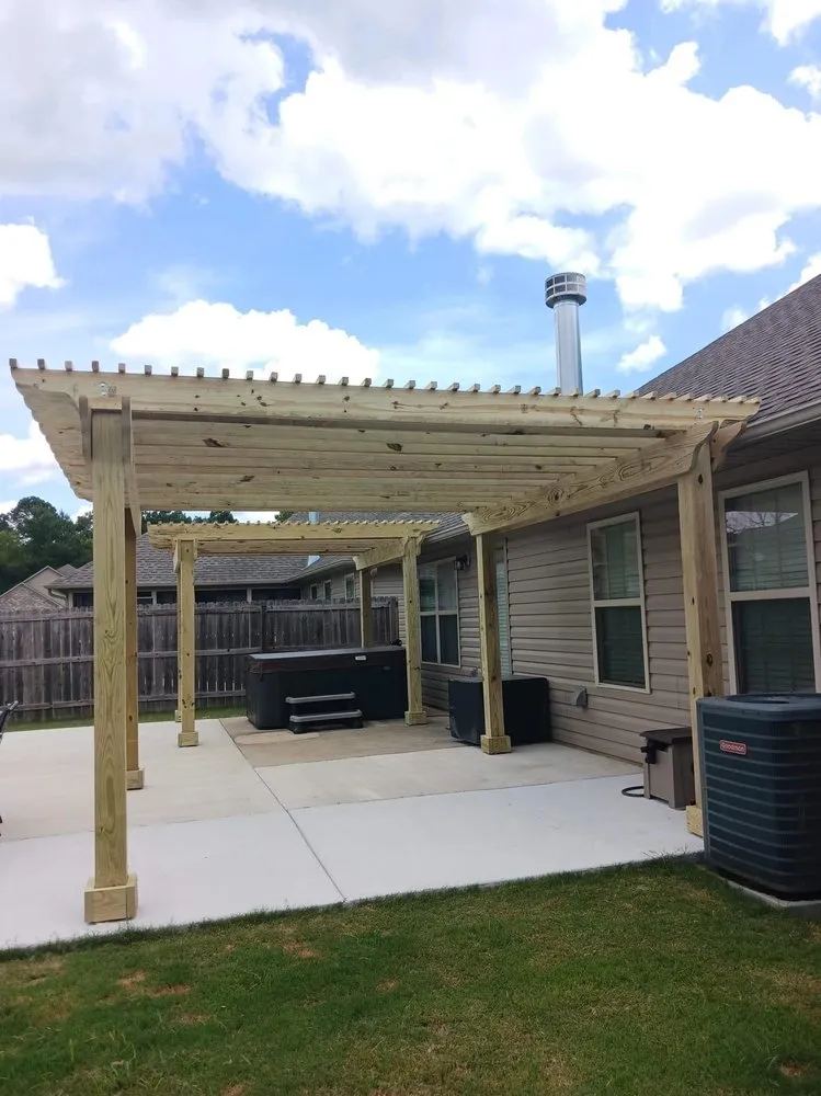 Local yard maintenance in McCalla, AL - Edmonds & Co