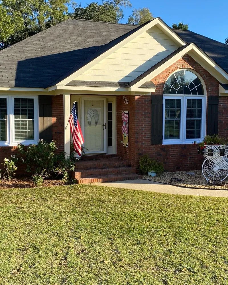 Custom lawn care service in Leesburg, GA by Edmonds