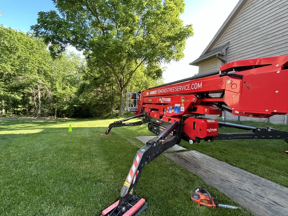 Custom residential landscaping for beautiful yards across Delaware, OH - Edmonds Tree & Landscape Service