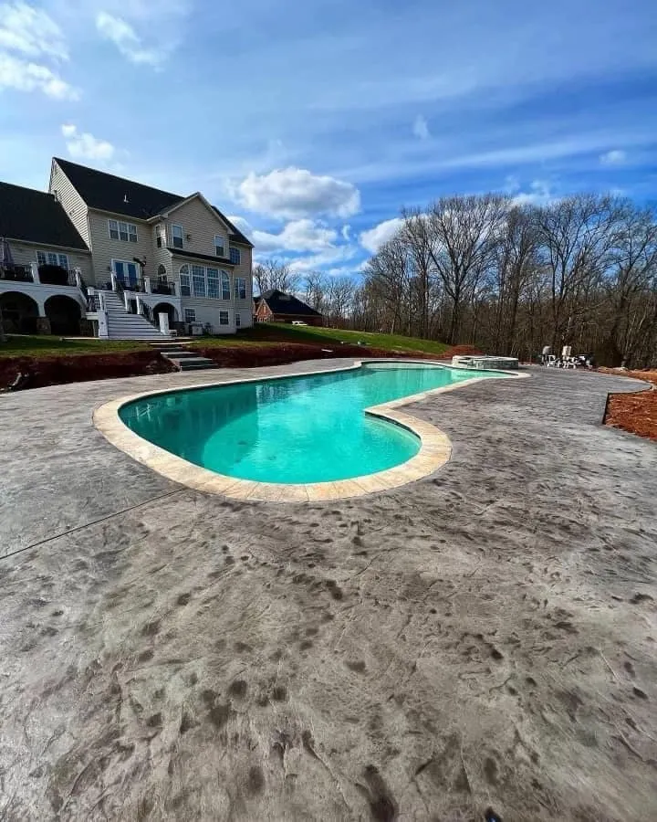 Local residential landscaping in Lenexa, KS - EDQ Landscape & Flat Concrete