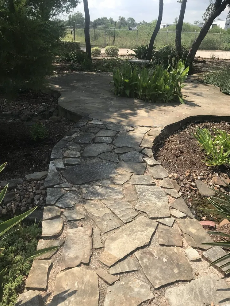 Top-rated outdoor landscaping in Kemah, TX - EDS Landscaping