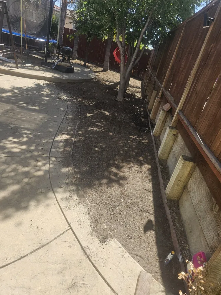Reliable landscape design in Pittsburg, CA by Ed's Landscaping Work