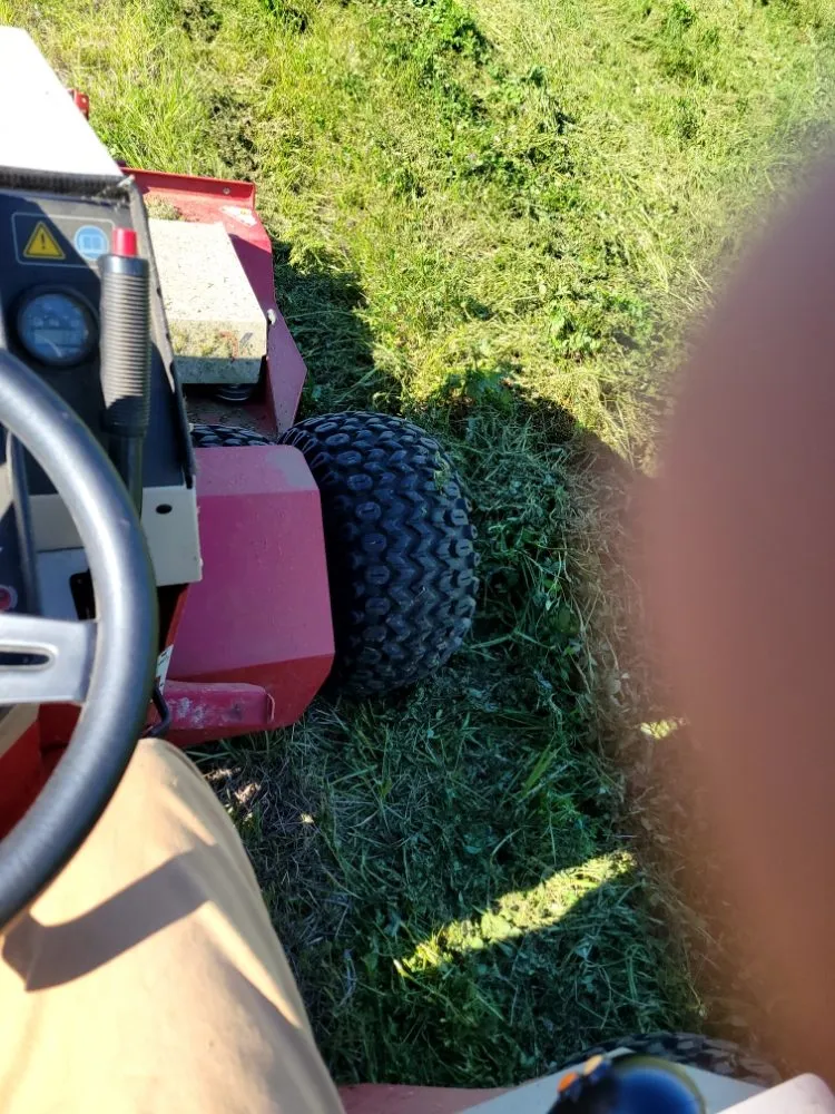 Affordable outdoor landscaping for residential properties across Saint Louis, MO - Eds Lawn & Landscape