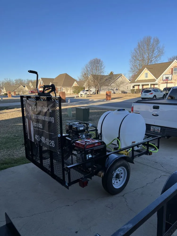 Professional outdoor landscaping experts serving Rossville, GA - Ed's Lawn Care & Pressure Washing Service