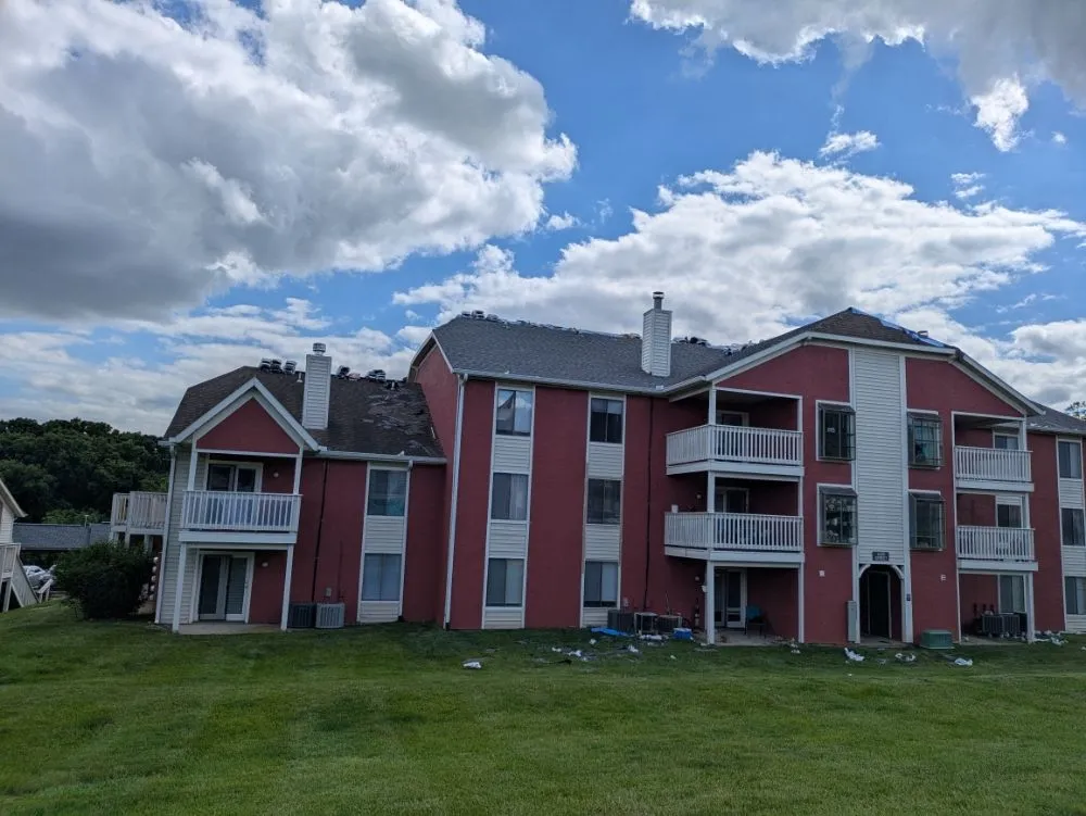 Reliable lawn care service for beautiful yards across Kansas City, KS - EDS Lawn