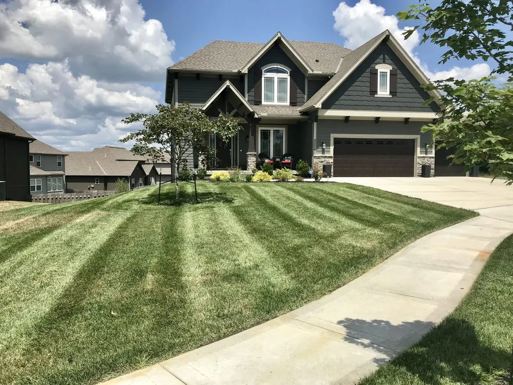 Affordable landscape design experts serving North Kansas City, MO - EDU Lawn Service
