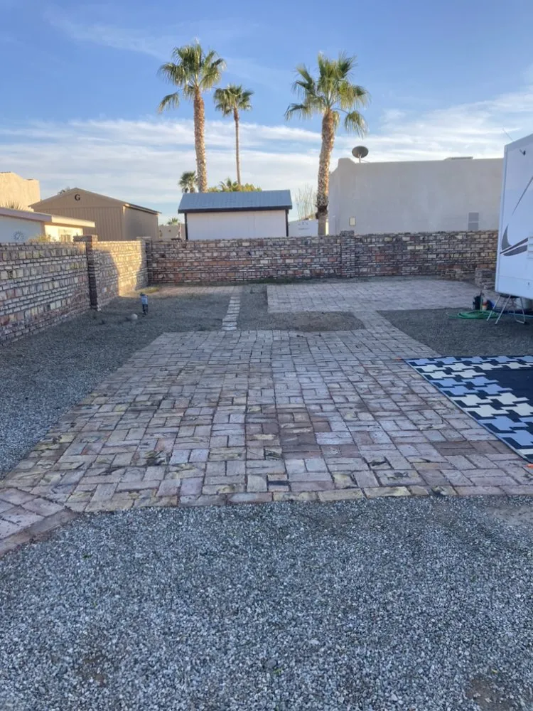 Professional residential landscaping experts serving Yuma, AZ - Eduardo & Sons Tree Experts