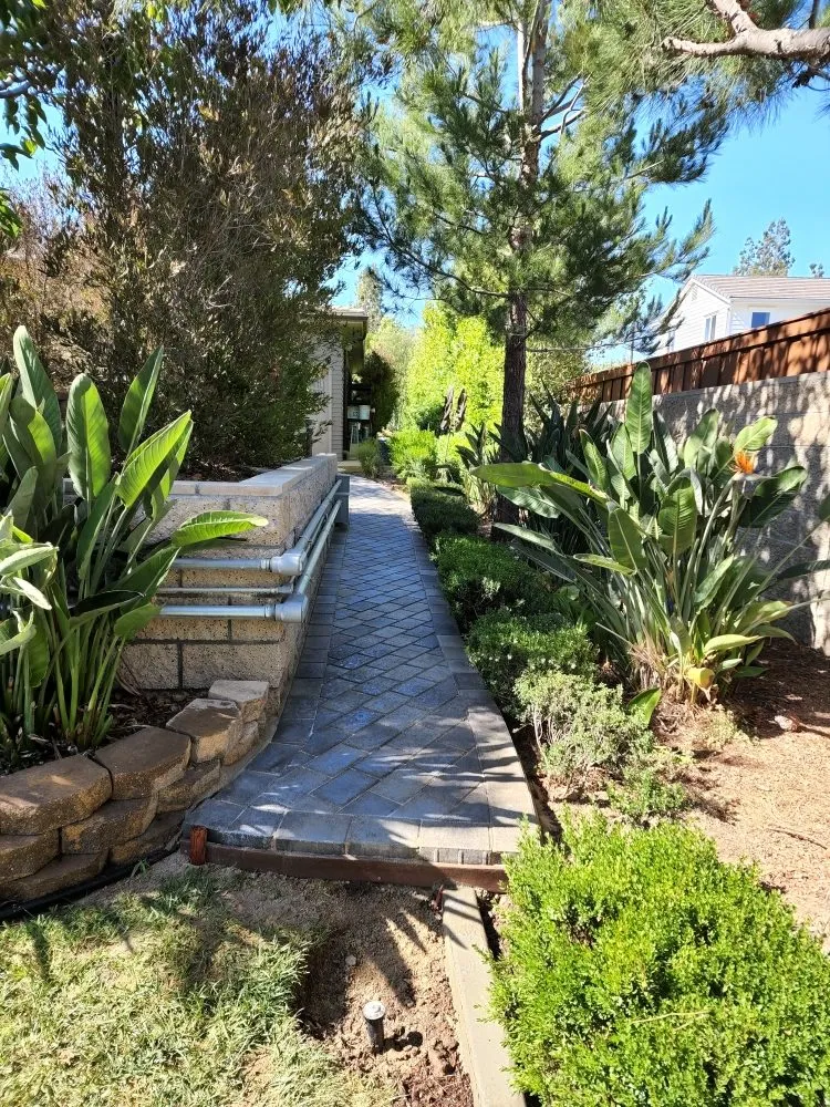 Custom outdoor landscaping experts serving Garden Grove, CA - Eduardo's Hardscape