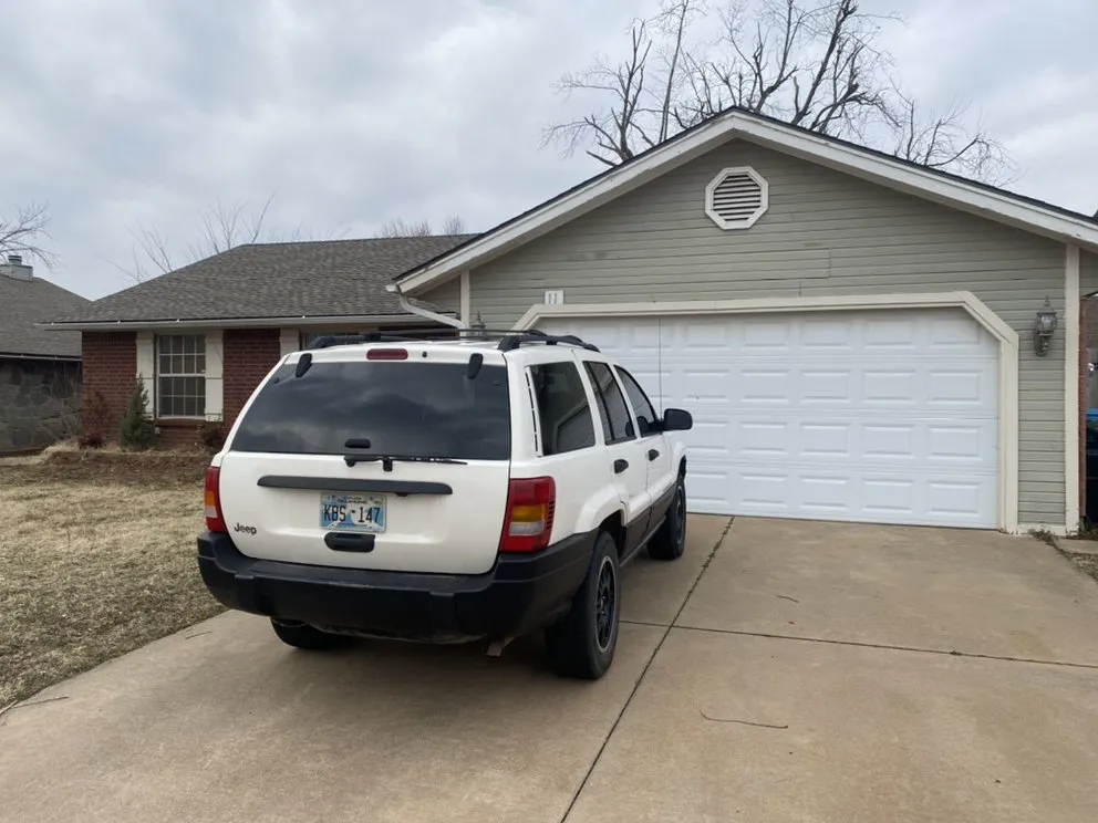 Top-rated yard maintenance in Oklahoma City, OK - Eduardo’s landscaping & painting