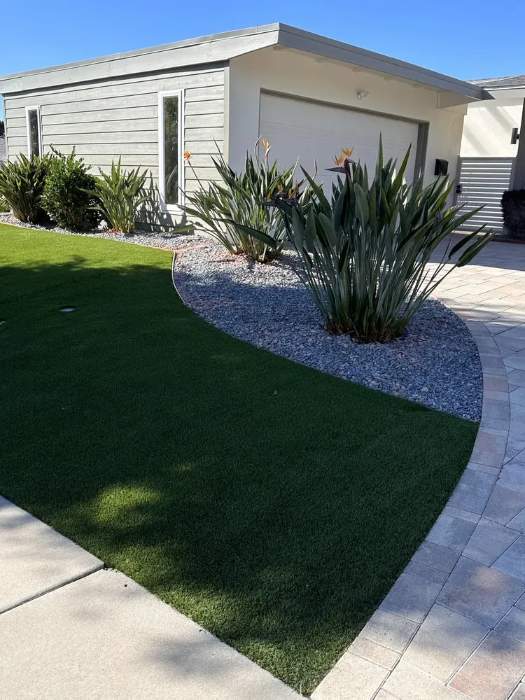 Expert residential landscaping in San Diego, CA by Eduardo's Landscaping And Tree Services