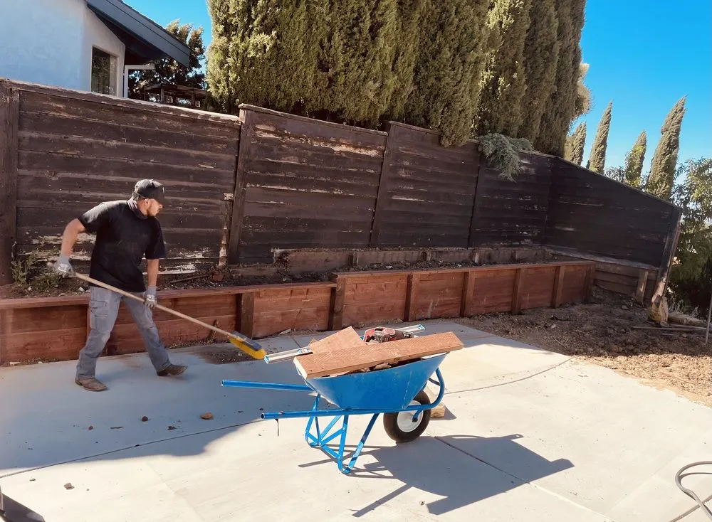 Custom yard cleanup service experts serving Antioch, CA - Eduardo’s Landscaping
