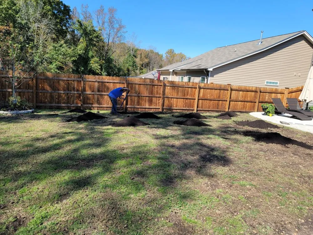Custom outdoor landscaping experts serving Burlington, NC - Eduardo's Lawn Care