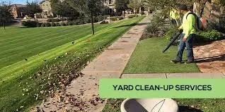 Custom lawn mowing service for residential properties across Lithia, FL - Edwards Edge Lawn Care