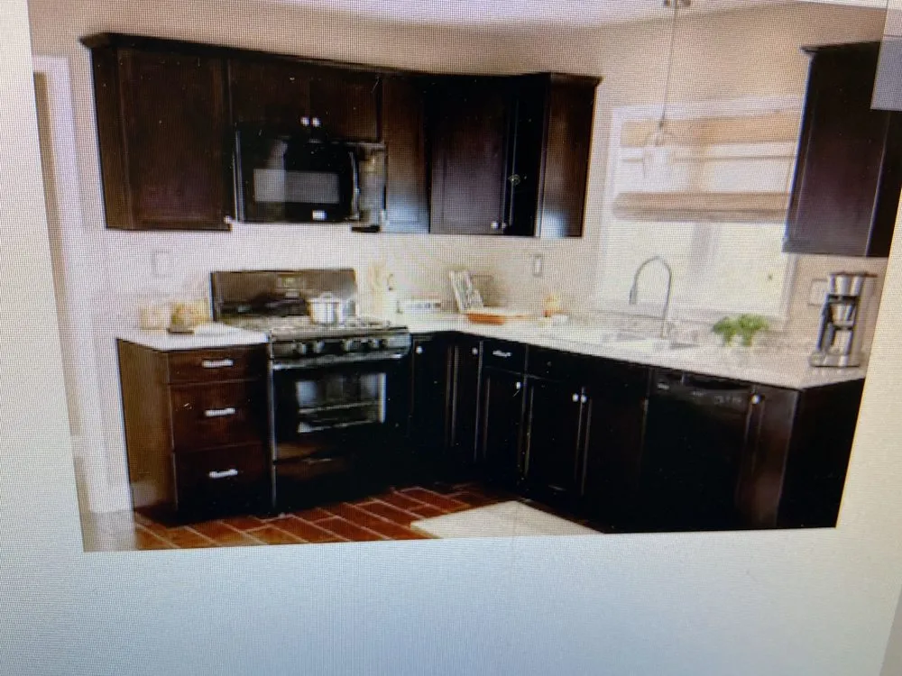 Local yard cleanup service for beautiful yards across Midland, TX - Edwards Elite Services