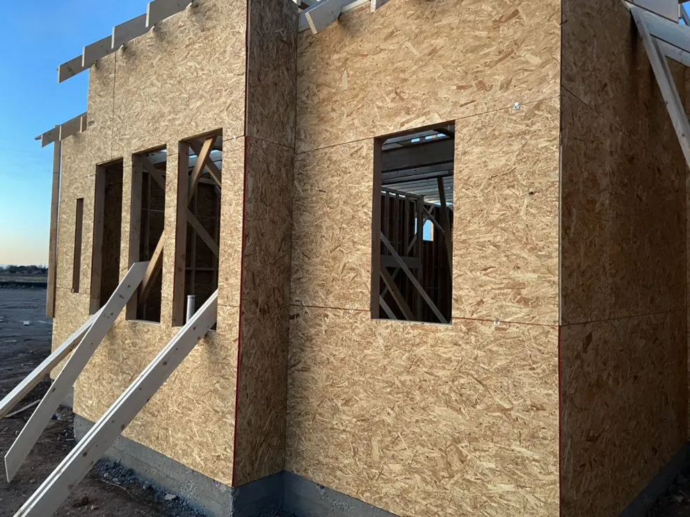 Reliable yard cleanup service experts serving Midland, TX - Edwards Elite Services