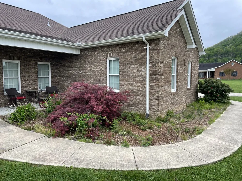 Trusted yard cleanup service for year-round maintenance in Blountville, TN by Edwards Lawn and Landscaping