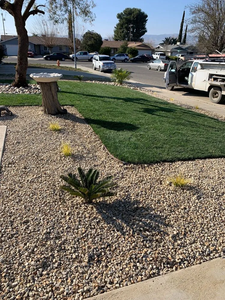 Local garden landscaping for beautiful yards in Avenal, CA by Edward’s Lawn Care