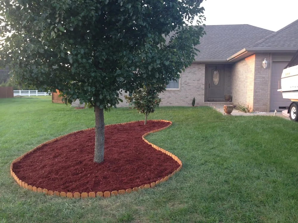 Top-rated landscape installation in Strafford, MO - Edwards Lawn Service