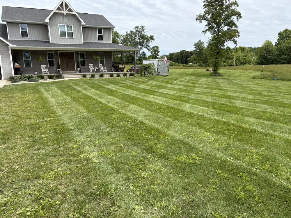 Custom garden landscaping for beautiful yards across Annville, KY - Edwards Lawncare