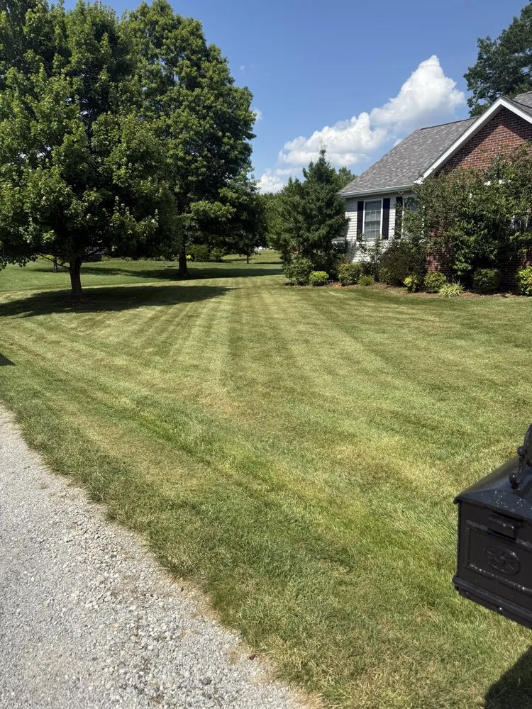Top-rated garden landscaping experts serving Herrin, IL - Edwards Lawncare