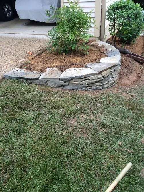 Custom outdoor landscaping experts serving Springfield, VA - Edwin Lawn & Landscaping