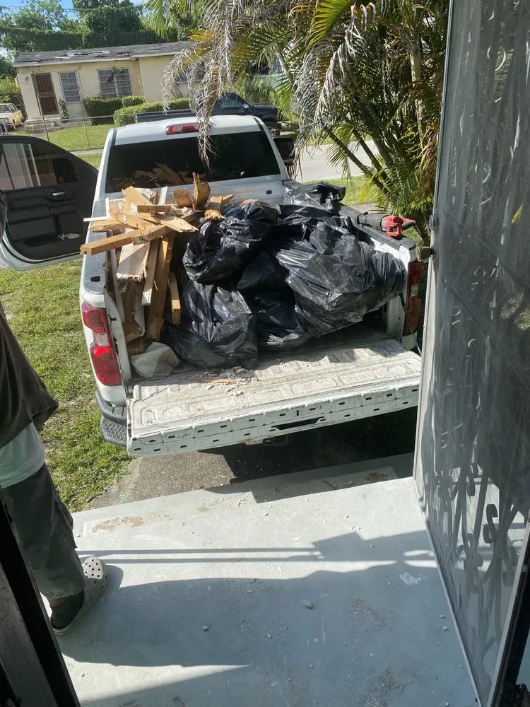 Trusted yard maintenance for outdoor upgrades in Miami, FL by Edwin Lawn Service