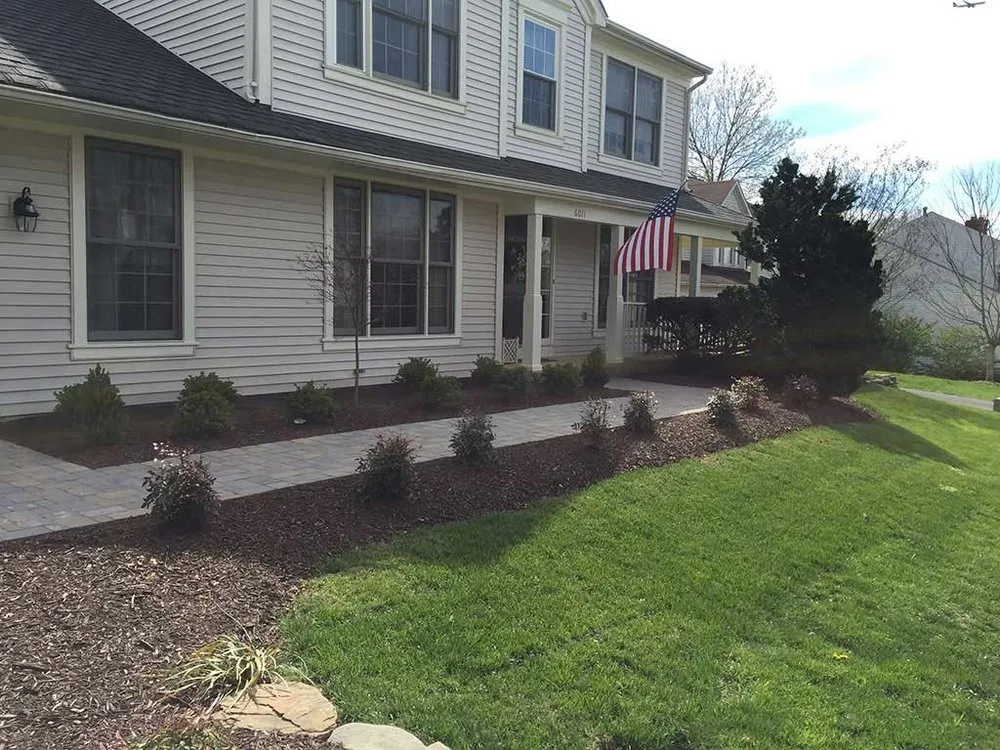 Professional landscaping services in Fairfax, VA by Edwin Quinteros