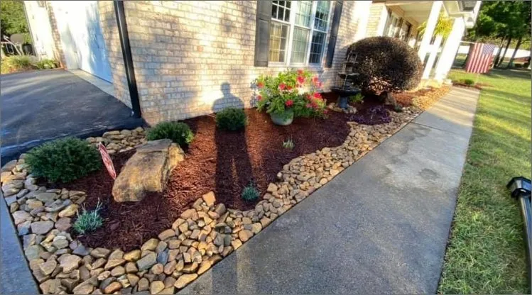 Expert yard maintenance with custom design in Hickory, NC by Edwin's Landscaping