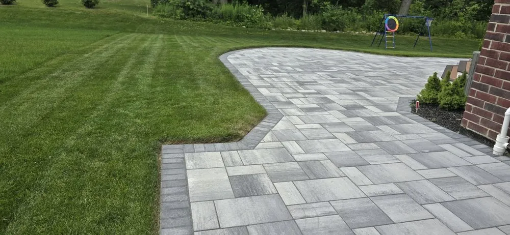 Affordable lawn care service in Sterling Heights, MI by E&E landscape