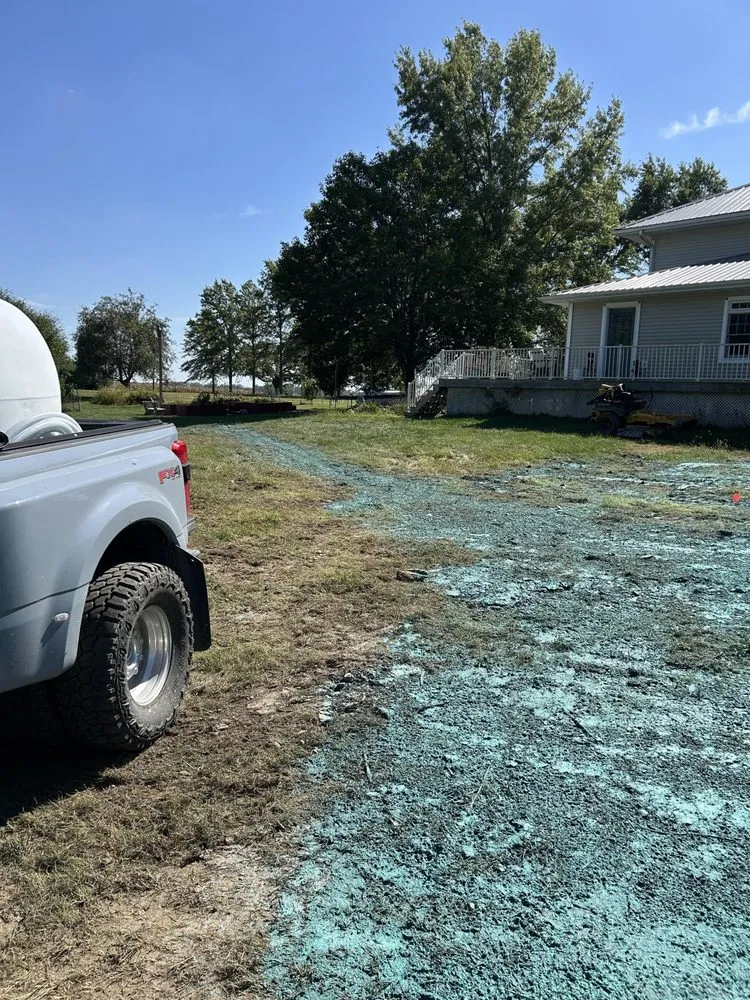 Local outdoor landscaping experts serving Fredonia, IA - EEM Properties & Land Management