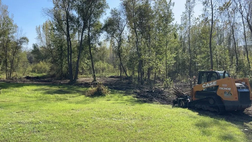 Local residential landscaping experts serving Fredonia, IA - EEM Properties & Land Management