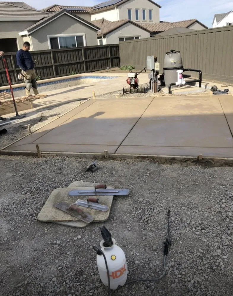 Affordable garden landscaping in Tracy, CA by E&F Landscape And Construction