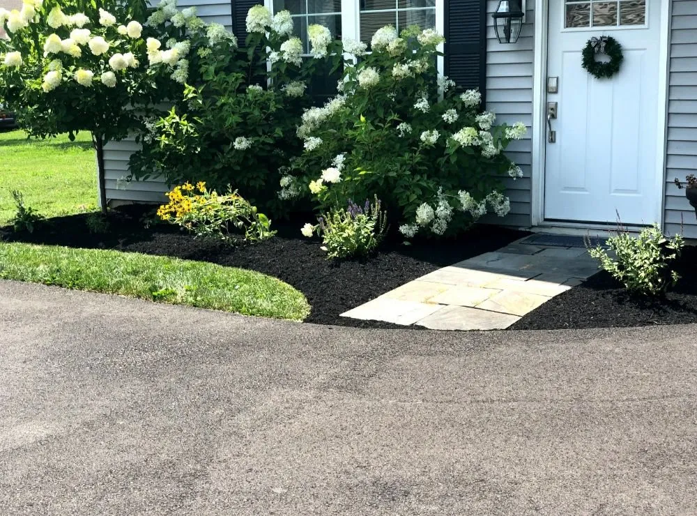 Reliable yard maintenance in Warminster, PA - E&F Landscape
