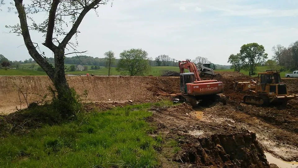 Top-rated yard cleanup service in Marshall, VA by EFM Services