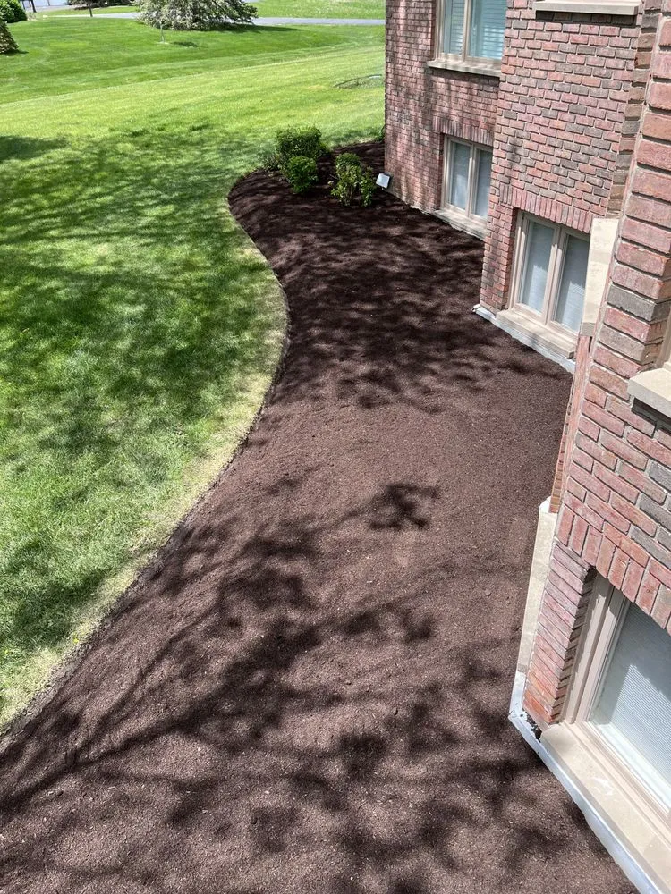 Affordable yard maintenance experts serving McHenry, IL - E.F.P. Express Landscaping Service