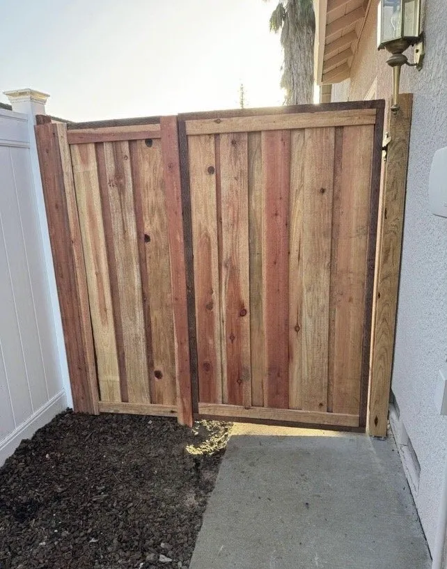 Top-rated landscaping services for homes across Oakland, CA - Efrain’s Gardening Services