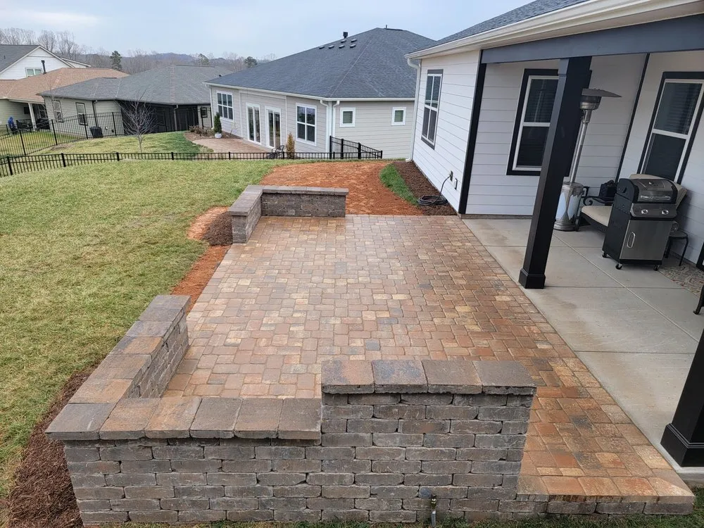 Reliable outdoor landscaping experts serving Mount Holly, NC - E&G Landscaping