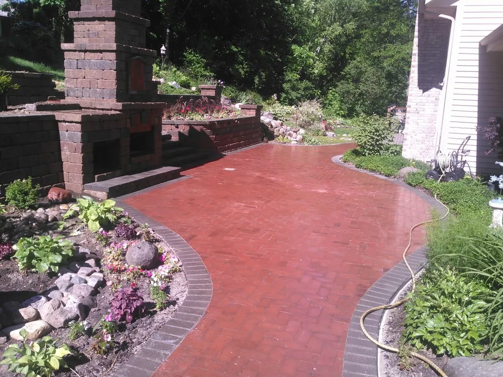 Reliable landscaping services in New Berlin, WI by EGM Landscapes