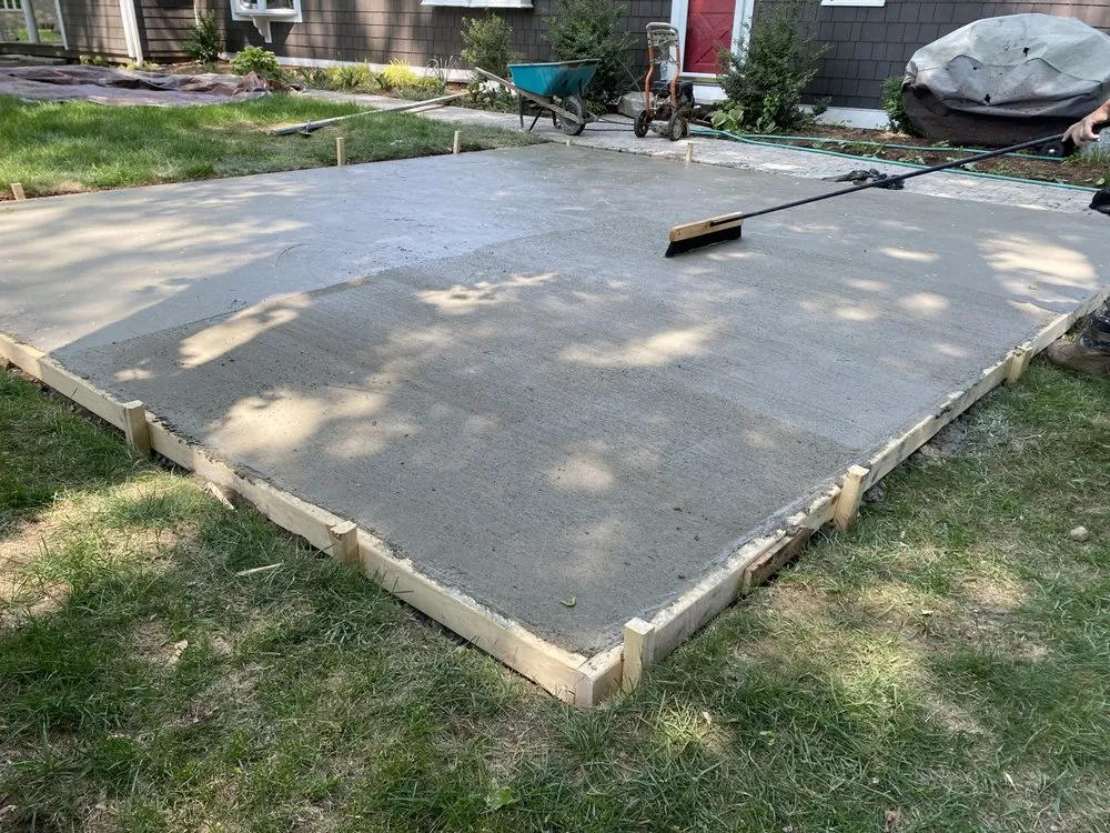 Reliable yard maintenance near you in North Grafton, MA by EGMG Landscaping